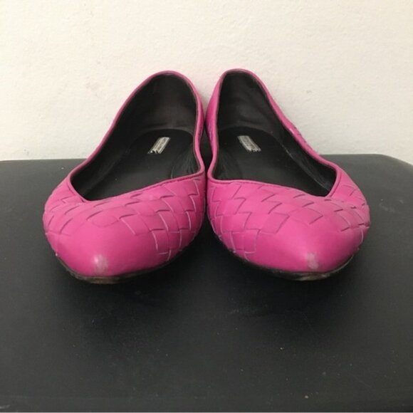 Bottega Veneta Barbie Pink Leather Pointed Toe Flats - Picture 4 of 10